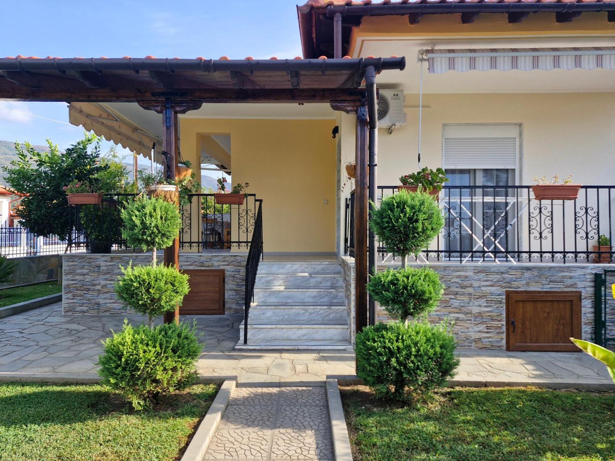 Villa Sunny Day Asproválta Ngoại thất bức ảnh